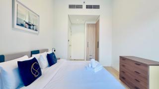 Modern 3BR Townhouse plus Maids The Gate, Masdar City - 4