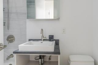 Blueground Hells Kitchen washer nr Hudson River NYC-1878 - 2