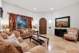 Tuscany on Tremont - 5