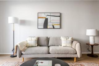 Blueground Westwood balcony nr UCLA LAX-1397 - 9