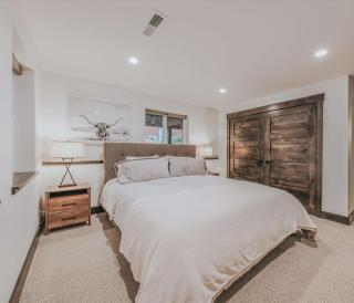 Sunrise Lookout on Carpenter Lake - 8