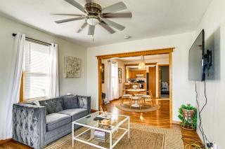 Pet-Friendly Home 2 Mi to Downtown Des Moines! - 9