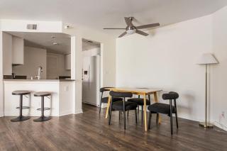 Blueground Studio City jacuzzi nr Lake LAX-1389 - 4