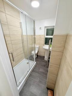 Central Nottingham Stay Stadium & Station at Your Doorstep - Nottingham - 5