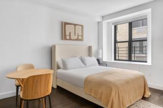 Blueground Upper West Side pool nr Central Park NYC-1960 - 5