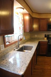 Inglewood Haven and Toys Sleeps 12 - 9