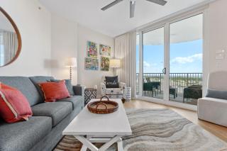 5 Star Resort 6th fl 2BR 2 BATH King Suite Shuttle Pools Family - 5