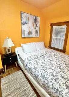 3 Bedroom Home, near downtown, Tremont, Ohio City! - 9