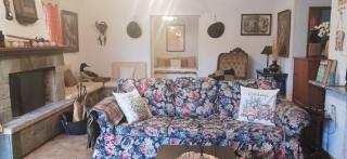 Kineta Farmhouse - 1