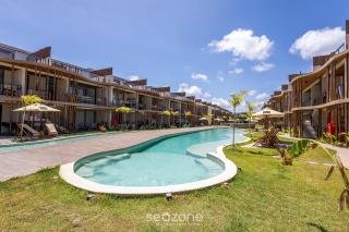 Apartamentos em Cond. com Piscina em Frente à Praia - NVB - 7