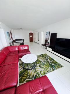 Ocean view-Large 2bedroom Remodeled on the beach - 2