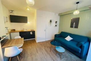 Studio stationnement gratuit - accès indépendant - 6