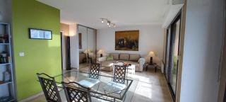 Bright apartment with sea view in Saint-Raphaël - 4