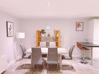 Central City Apartment - Free Parking - 4