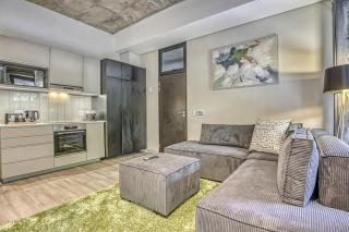 Lineal Garden Pod - 7