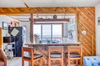 Happy Camp Beachfront Cabin - 2