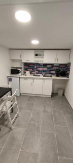 Economic flat near the Synagogue - 1