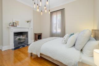 Historical home is a cosy stay located in central Bathurst - 1