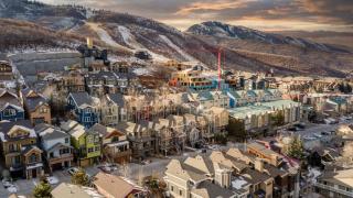 Chartreuse by AvantStay Modern Mountain Cabin in Heart of Park City - 6