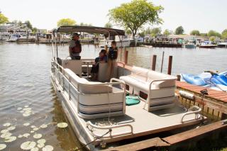 Swan River Haven off the Swan Creek with or without Pontoon and Jetskis - 9