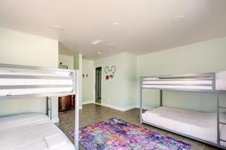 10 Min To Disneyland 10 Min To Knotts 5 Bedroom - 1