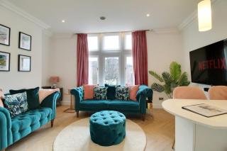 Stylish Central Apartment, families with Parking - 0