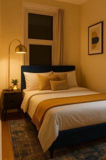 3 Bedrooms Homely House with Garden, Sleeps 6 Comfortably with 4 Double Beds, Newcastle, Free Street Parking, Business Travellers, Contractors, & Holiday Goers, Near all Major Transport Links in Newcastle & City Centre - 4