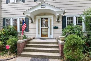 Walk to Notre Dame Harter Heights Hideaway - 6