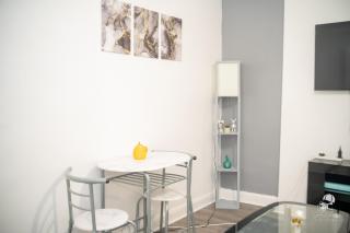 Flat in shepherd's bush - 5