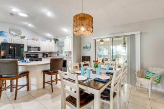 Golf, Shop and Unwind Home with Patio in The Villages - 3