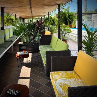 Apolonia Boutique - 7