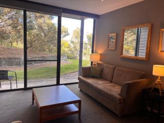 Resort Living with Pool, Golf, Bar and Dining - Fingal - 9