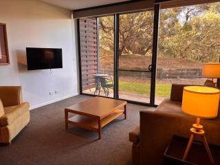 Resort Living with Pool, Golf, Bar and Dining - Fingal - 7