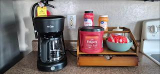 Premier quiet cozy home Wi-Fi & Coffee, San Tan Valley - 6