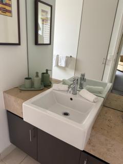 Resort Living with Pool, Golf, Bar and Dining - Fingal - 1