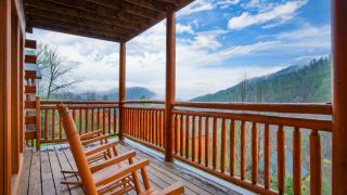 Marco Polo Lodge by AvantStay Sleeps 28 Indoor Pool Theater Game Room View - 0