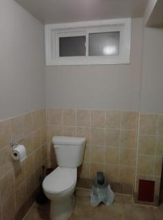 Central Location New Year Stay- Free Parking & Fast Wifi - 5