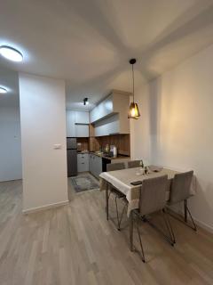 Landing Zone Apartment - 0