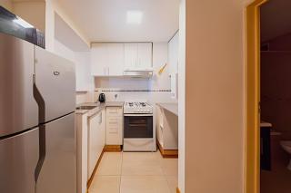 Comodo depto. totalmente equipado - 9