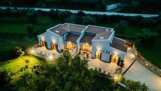 Vincenzo Villa Variko - 0