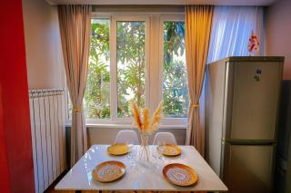 #1 Location Tbilisi 2BR Liberty Square Balcony - 2
