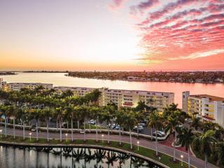 Bahia Vista NEW Listing 2BD 2BA - 6