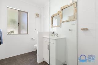 The Treehouse in Greenfields Mandurah - 4