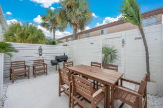 Unit A Beachwalk Pool Access Sauna Mini Golf - 6