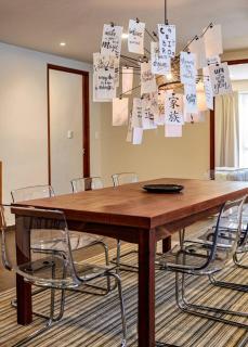 Bright 3BR Apartment with Balcony and Workspace - 5