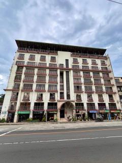 Ina Mansion Unit F - Across Burnham Park - 1