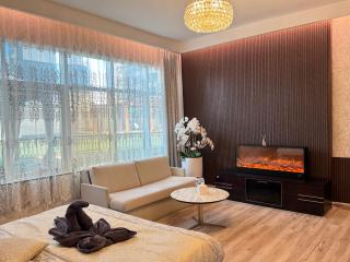 Best Place Holiday Home IIII Free Parking - 1