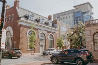 Maisonette on Duke - Downtown - 6