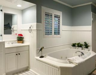 The Chaska House & Cottages - 5