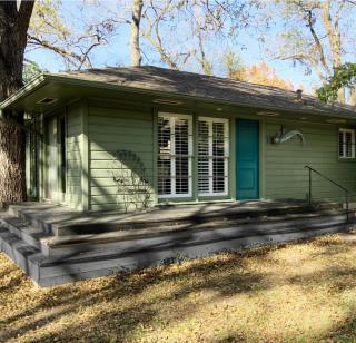 The Chaska House & Cottages - 2